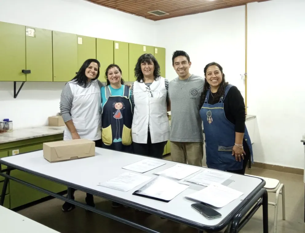 La donación es para para fortalecer la enseñanza de Ciencias. Foto gentileza