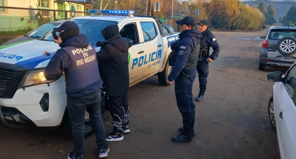 Por el momento, las autoridades no pudieron ubicar el vehículo involucrado. Foto: Prensa Policía de Río Negro.