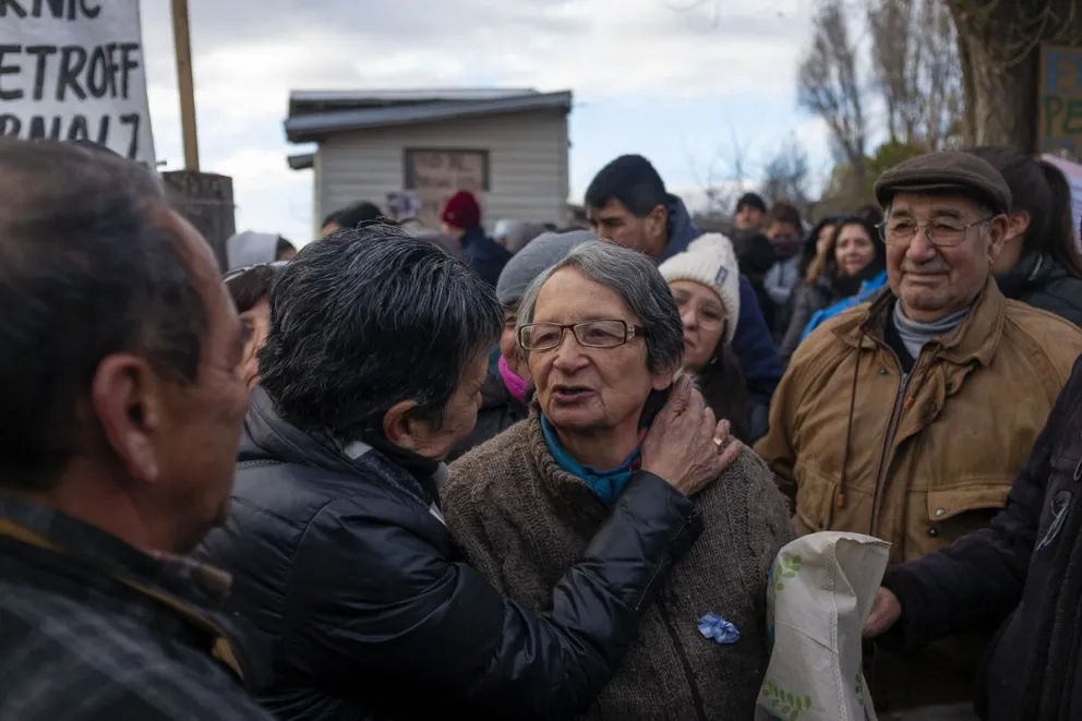 Una multitud se congregó para apoyar a Julia Chávez. Fotos; Marcelo Martínez.