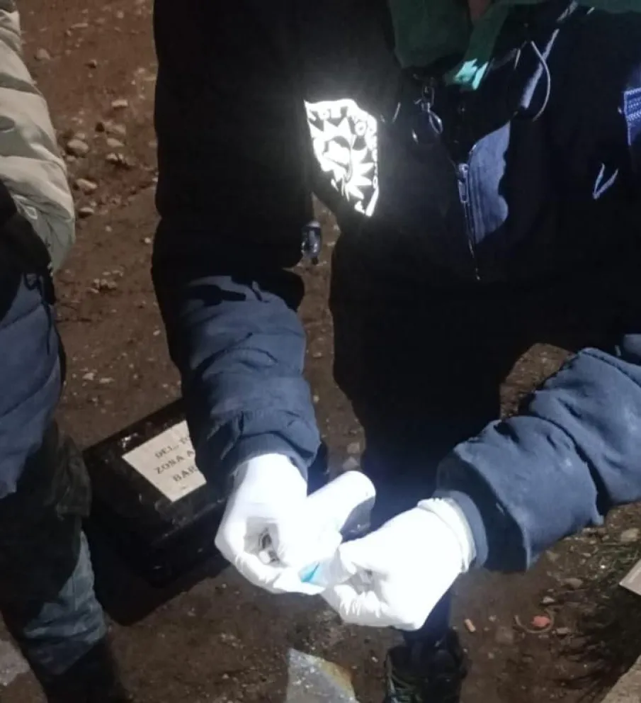 Los hombres trasladaban cocaina fraccionada. Foto gentileza