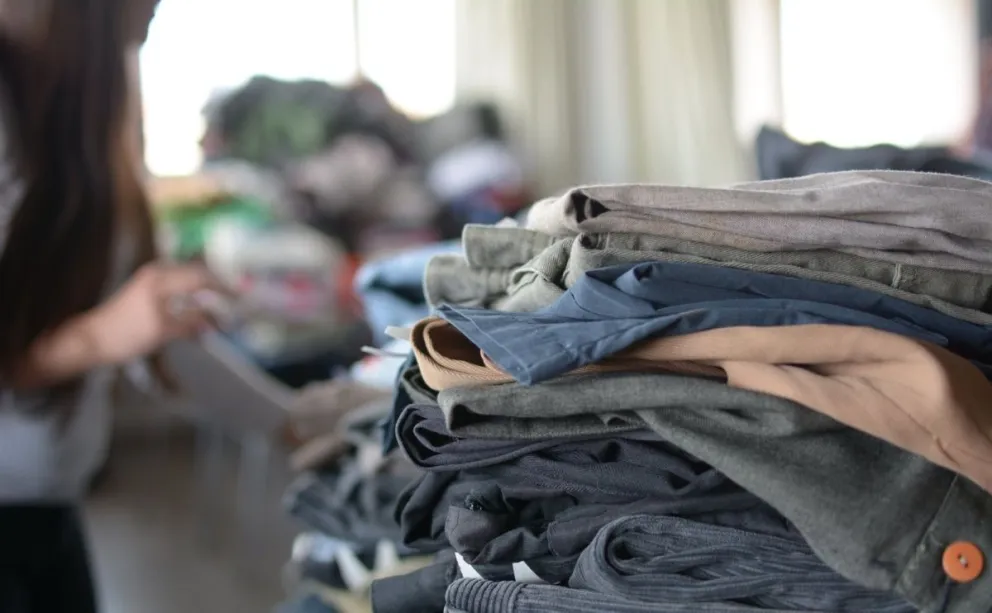 La ropa de abrigo recibida se entregará a diferentes comedores de Pampa de Huenuleo.