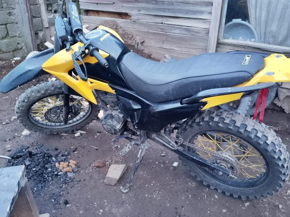 Las motocicletas fueron restituidas a las personas denunciantes. Foto: Policía de Río Negro.