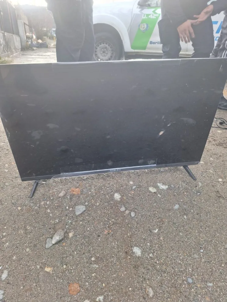 El televisor fue recuperado tras la intervención policial. Foto gentileza