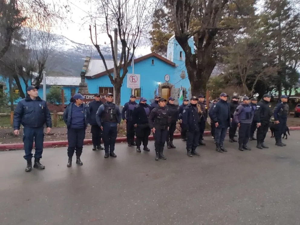 La medida busca garantizar los controles de seguridad ante el aumento de turistas. 