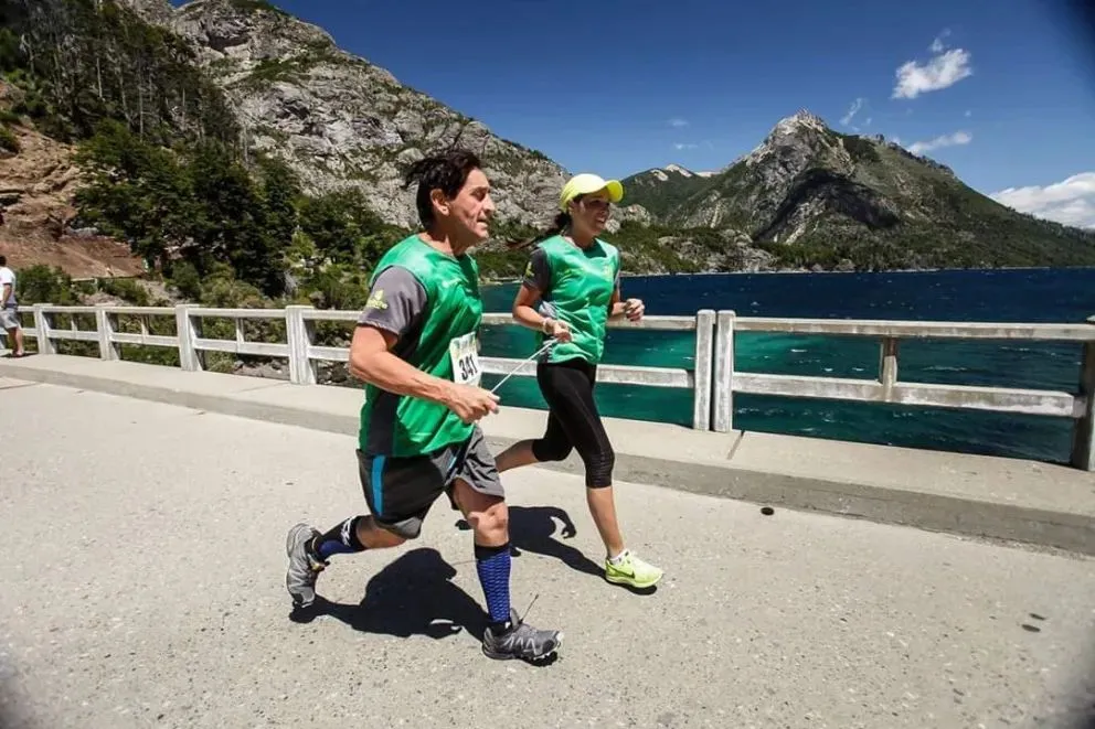 Sergio participó de numerosas carreras y competencias, acompañado por su hija Natacha. Foto: archivo.