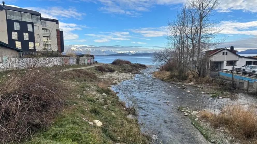Tras varios pedidos de los vecinos, se lleva adelante una importante obra en el Ñireco. Foto gentileza