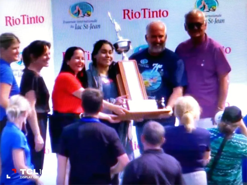 Mayte y un espectacular actuación en aguas canadienses. Un brillante triunfo. Fotos: capturas transmisión internet.