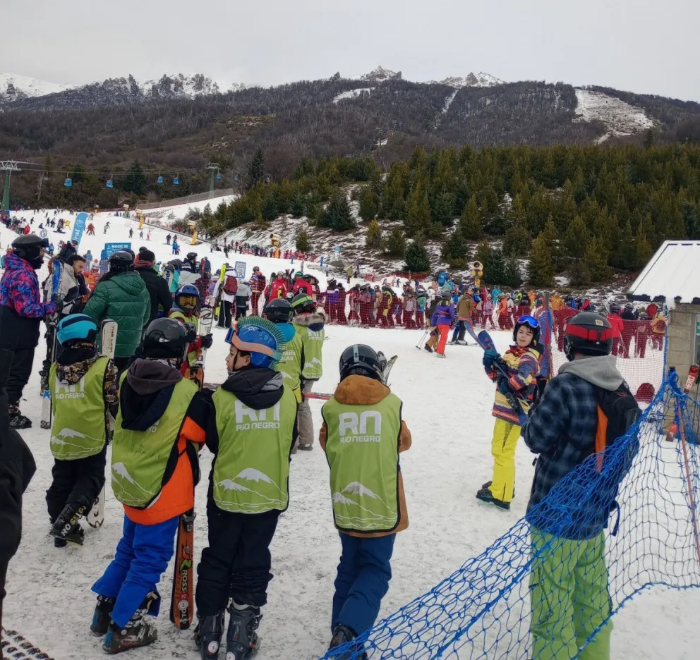 La vuelta del Esquí Escolar fue ampliamente celebrada. Fotos: Gobierno de Río Negro.