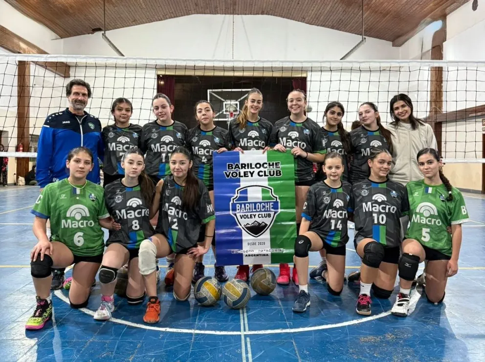 Las chicas y un gran subcampeonato. Los chicos quedaron quintos y Santino tuvo su reconocimiento. Fotos: gentileza.