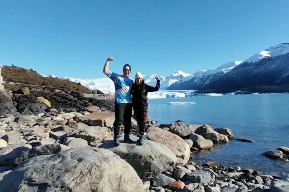 Alejandro y Roxana comenzaron a vivir otra gran experiencia mundialista. Foto: gentileza.