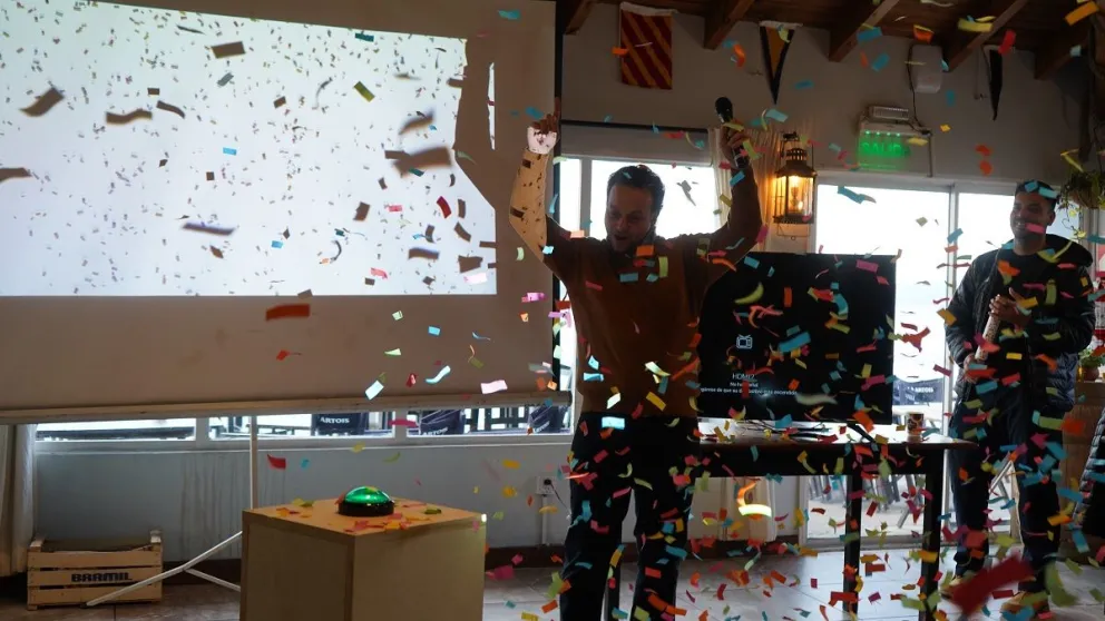 El lanzamiento se realizó en un multitudinario evento con presencia de medios, empresarios y amigos de la región. Fotos: gentileza.