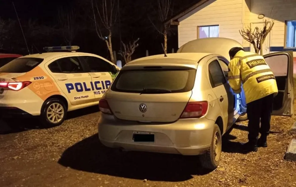 El vehículo fue secuestrado por personal del destacamento vial de Dina Huapi. Foto: Policía de Río Negro.