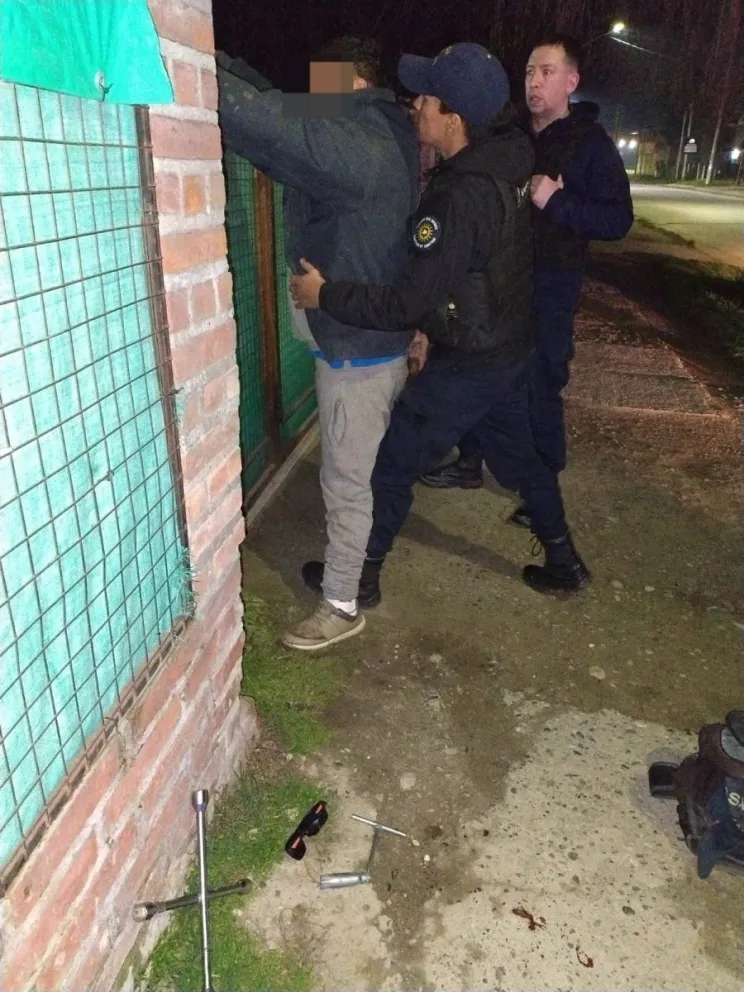 El detenido fue demorado por hurto en grado de flagrancia. Foto: Prensa Policía de Río Negro.