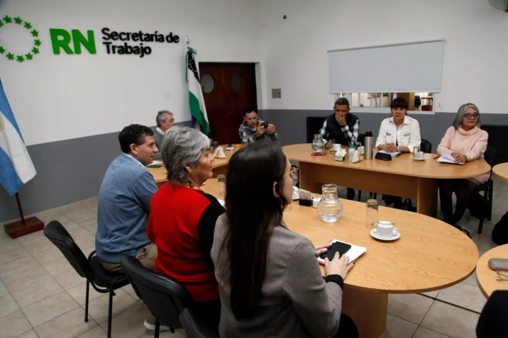 A pesar de que las últimos dos encuentros no llegaron a buen puerto, el gobierno comenzó a liquidar los salarios de acuerdo a su propuesta inicial. Foto: Ilustrativa.