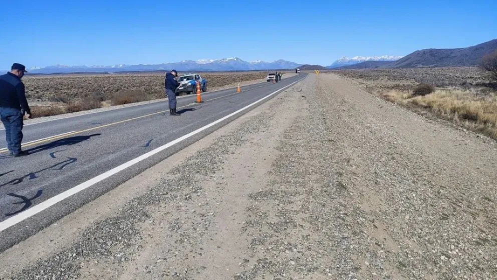 El accidente ocurrió cerca de la medianoche del viernes, a pocos kilómetros de Villa Llanquín.