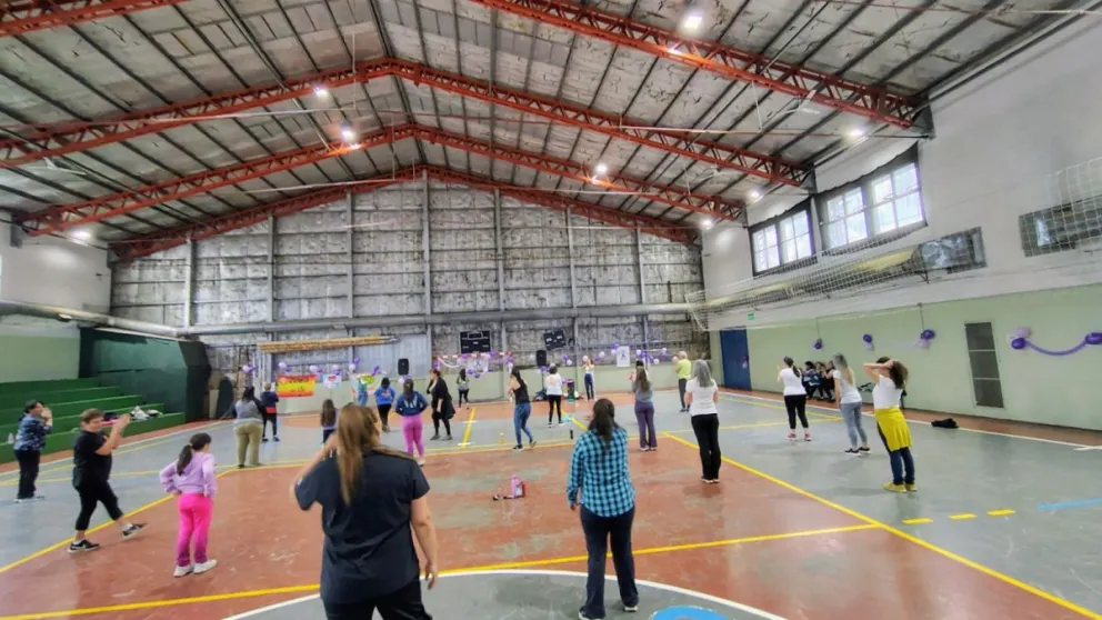 Se reunieron más de cinco cajas de elementos de primera necesidad para el hospital. Fotos: Gentileza. 