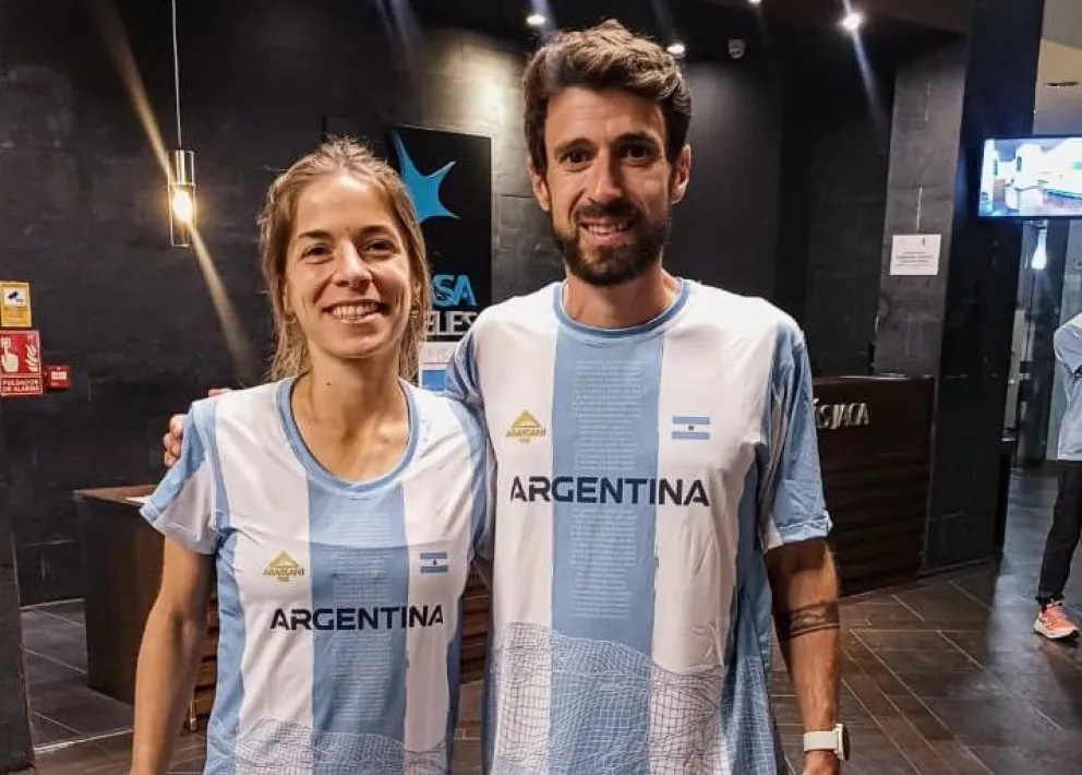 Emilia junto a Patricio González, otra presencia barilochense en el Mundial. Foto: gentileza.