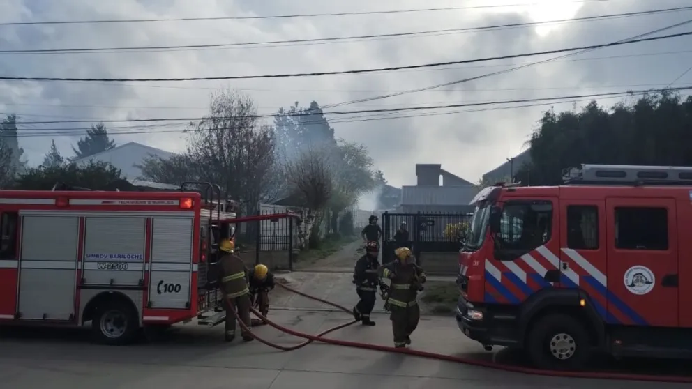 Por el momento el tránsito se encuentra normal en la zona aunque solicitan extrema precaución. Foto ANB