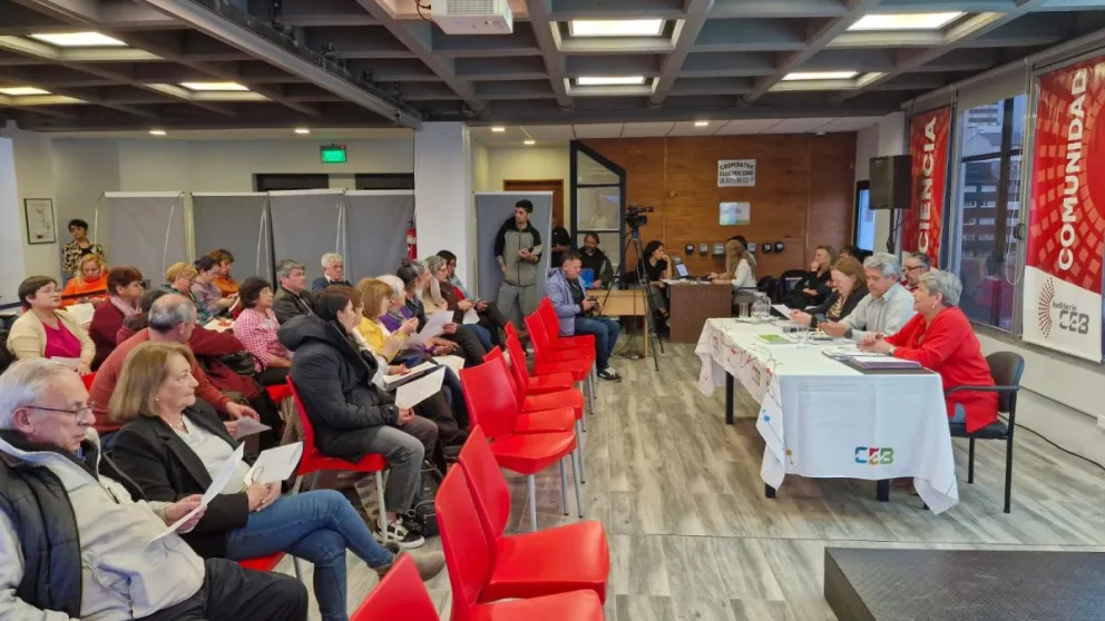 La reunión se realizó en el auditorio de la CEB. Fotos: gentileza.