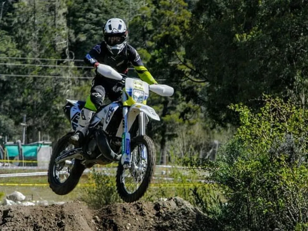 "Manu" y un brillante paso por El Manso. Fotos: gentileza.