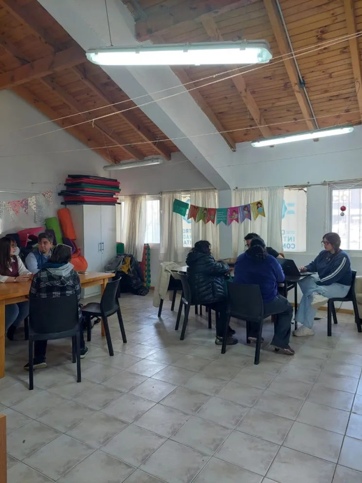 La Defensoría realizó su primera jornada en los barrios. Foto gentileza