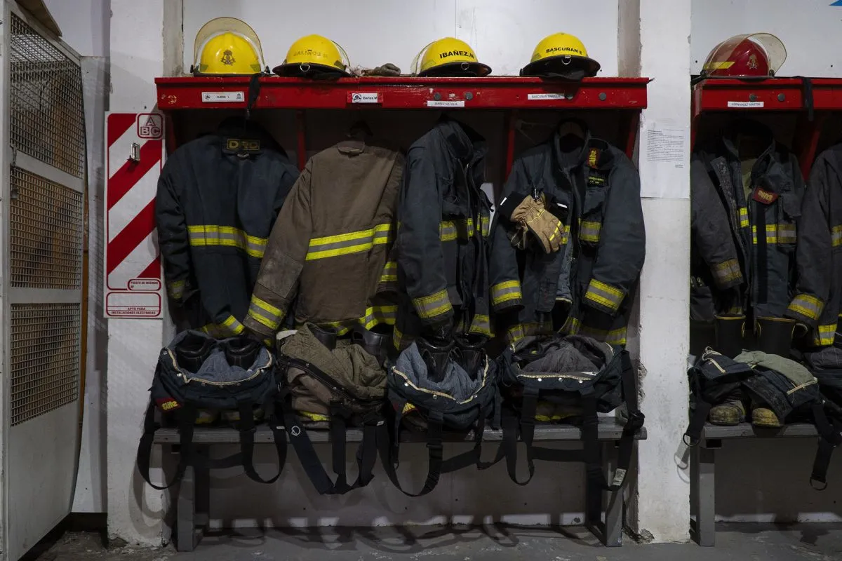 Bomberos Voluntarios de Bariloche lanzan campaña solidaria para equipar gimnasio de entrenamiento