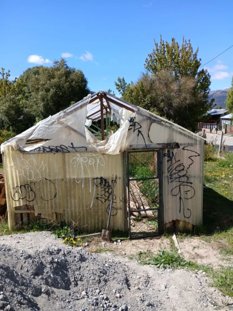 La iniciativa nace del trabajo articulado con grupos de adultos mayores, el taller de plantas medicinales, el taller de panadería y otros espacios comunitarios. Foto: Municipalidad de Bariloche.