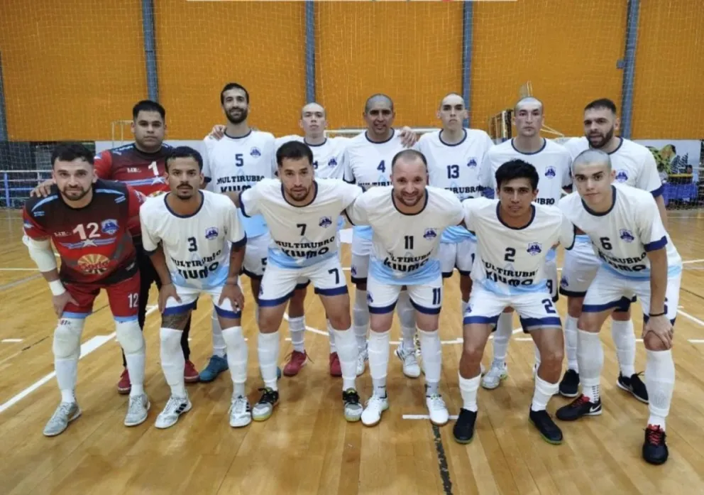Tres de tres para la selección de la Liga de Futbol Bariloche en Misiones. Foto gentileza
