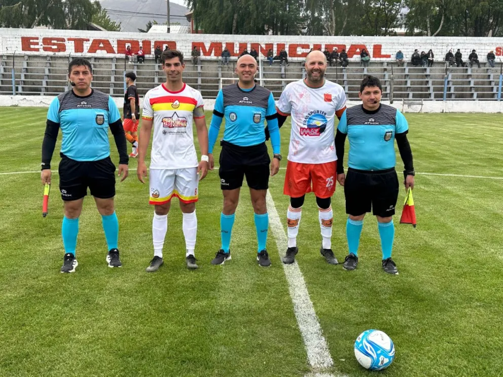 Cruz del Sur ganó y es el nuevo escolta de Estudiantes Unidos. Foto: gentileza.
