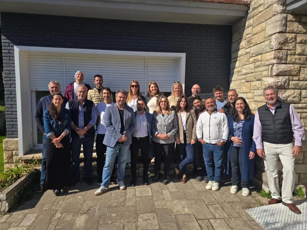 La renovación de autoridades se realizó este lunes. Foto: Prensa Cámara de Turismo.