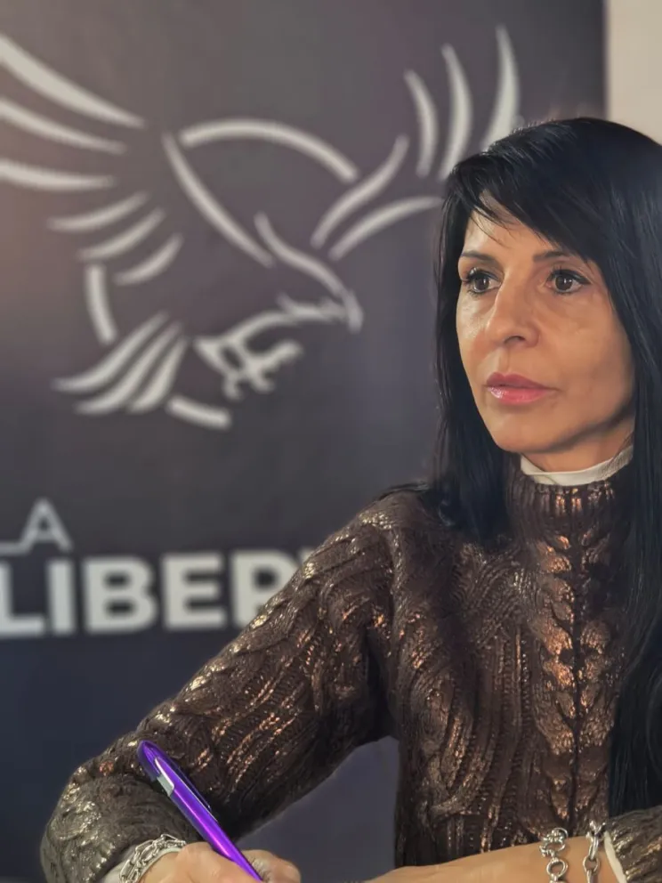 Villaverde hizo su descargo a través de redes sociales. Foto: @LoreVillaverde1