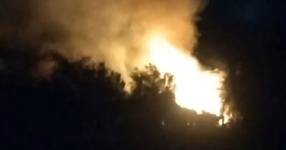 La alerta llegó alrededor de la una de la madrugada al sistema de emergencias 911. 