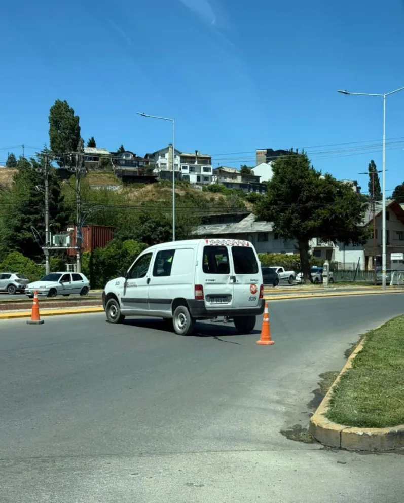Según testigos, la joven habría intentado cruzar la avenida y el conductor no alcanzó a frenar. Foto: Gentileza.