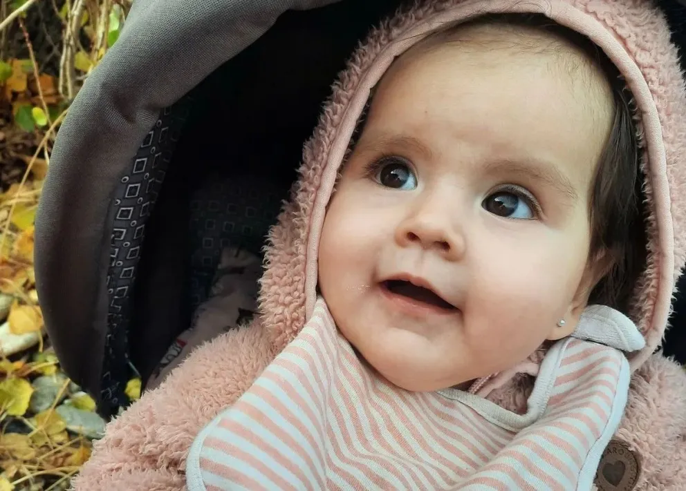 Las niña permanece internada en Buenos Aires junto a su familia. Foto gentileza