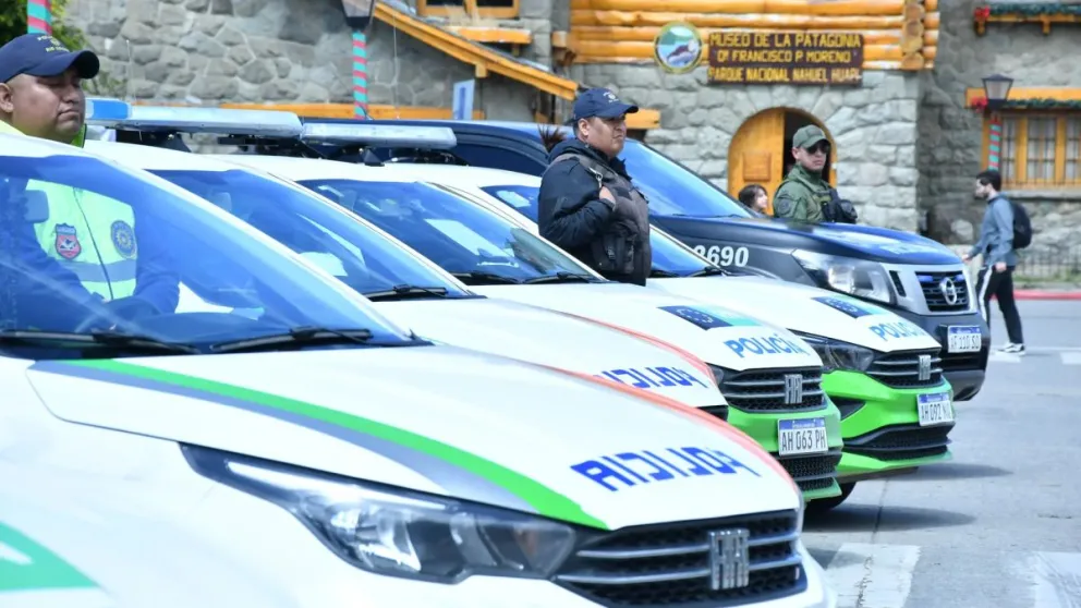 Más efectivos y nuevos patrulleros para Bariloche. Foto gentileza 
