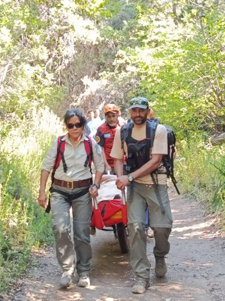 El rescate se realizo este viernes cerca de las 16 horas. Foto gentileza 