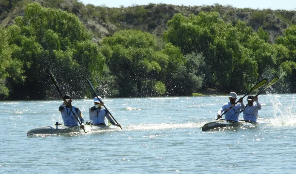 La definición en Regina. Pinta y Lucero (a la izquierda) le ganaron a los hermanos Balboa. Foto: Adrián Hernández.
