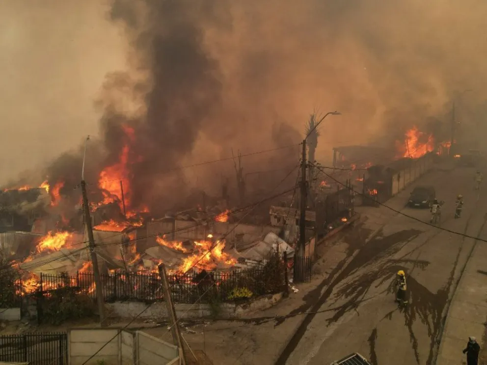Boric decretó el estado de catástrofe en las regiones de Ñuble y BíoBío. Foto gentileza AFP