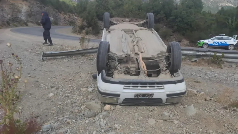 La mujer no presentó heridas de gravedad y recibió aistencia médica inmediata. Foto: Gentileza ANB.