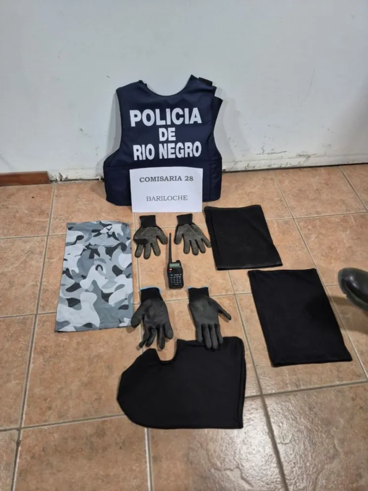 Los sujetos fueron liberados horas después porque no tenían antecedentes ni el vehículo tenía pedido de secuestro. Foto: Policia de Río Negro.