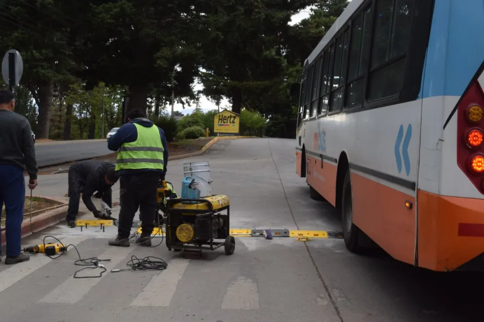 La gestión municipal acelera las obras para un Bariloche más seguro. Foto: Bariloche Informa.