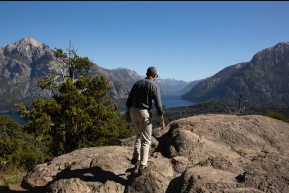 La imagen en Bariloche que utilizó el ex presidente estadounidense para criticar la derogación de Trump. 