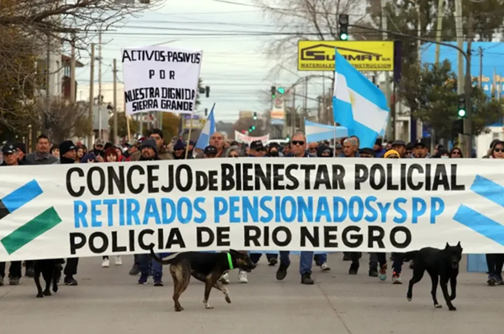 El sector exige que el salario mínimo alcance los $1.800.000. 