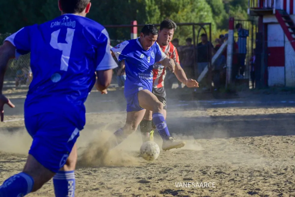 Dina Huapi, luego del comienzo con el pie izquierdo, remontó considerablemente y se ubica en zona de clasificación. Foto gentileza: Vanesa Arce