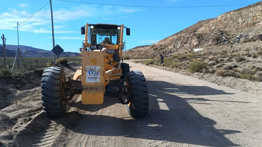 Los trabajos en los tramos de ripio se realizan de manera periódica. Foto gentileza. 