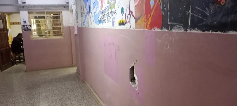 La comunidad educativa espera que se realicen las obras necesarias en el edificio. Fotos: gentileza.