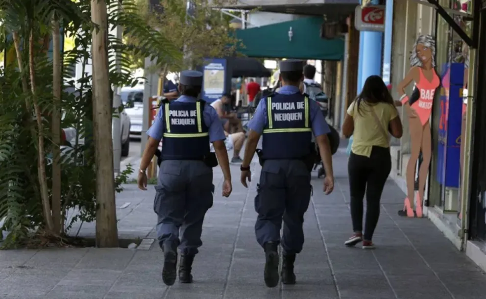 El uso de Taser se debate desde el 2024. Foto: Policía de Neuquén
