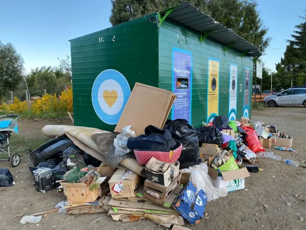 No se recibirán botellas de vidrio, debido a que la ARB no cuenta con espacio físico para centro de acopio.