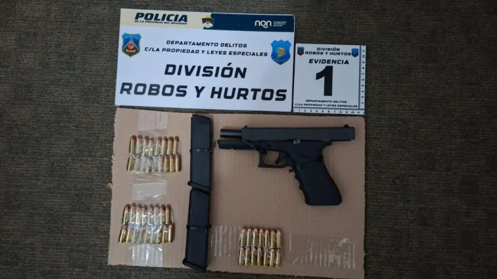 El hombre con pedido de captura quedará detenido en el momento en que llegue a Chile.