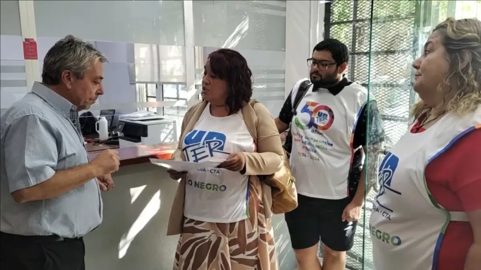 El último congreso docente ratificó dos días más de paro en caso de no concretarse avances significativos en las paritarias del viernes. 